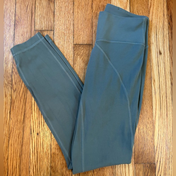 Lululemon Get Centered High Rise Tight 25” - Picture 4 of 9